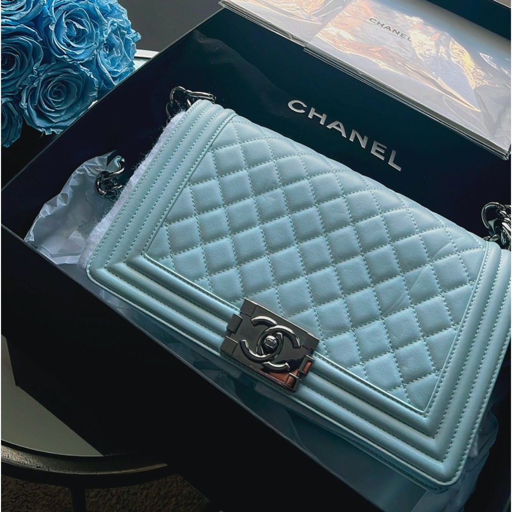 Authentic Chanel Limited Edition light Blue Calfskin Medium Boy Bag Flap. 💃🏽💯 - Picture 2 of 13